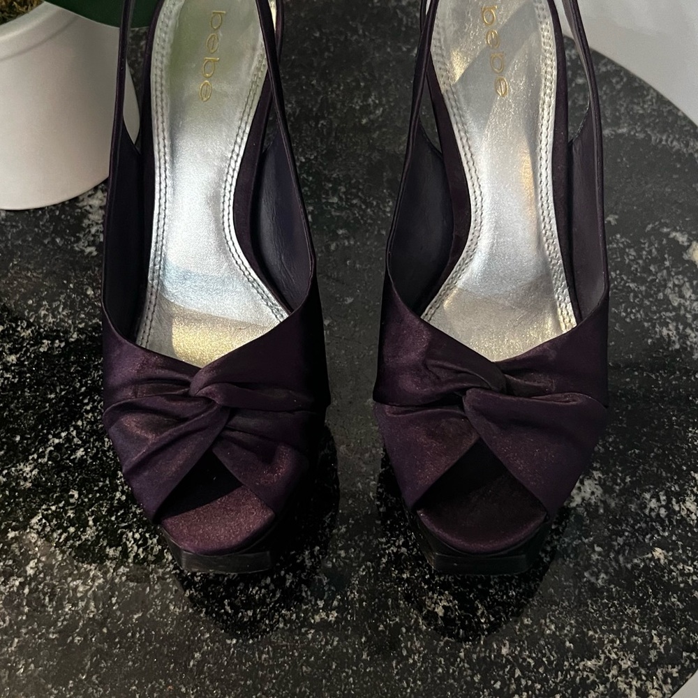 2B Bebe Purple Satin Heels with Bow
